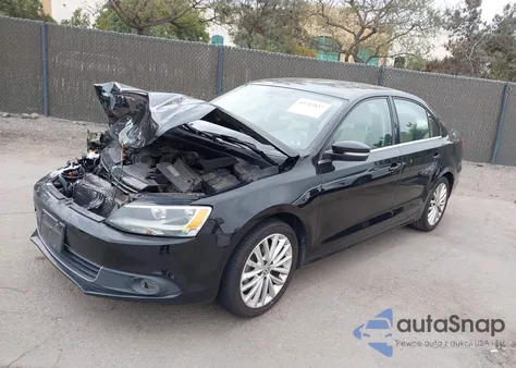 2014 Volkswagen Jetta 1.8T Sel from USA, damaged, VIN 3VWL17AJ7EM387562